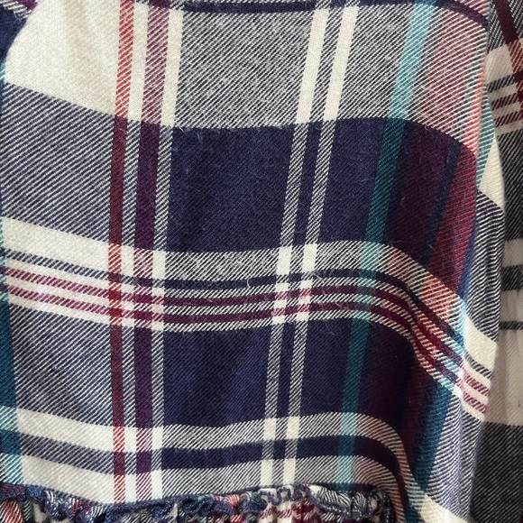 Grace and Lace women’s peplum, high low flannel top - Picture 2 of 3